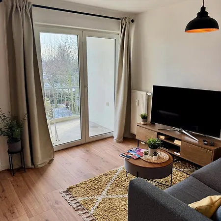 Apartment Helles, Modernes 1r Mit Balkon, Parking Und Streaming *