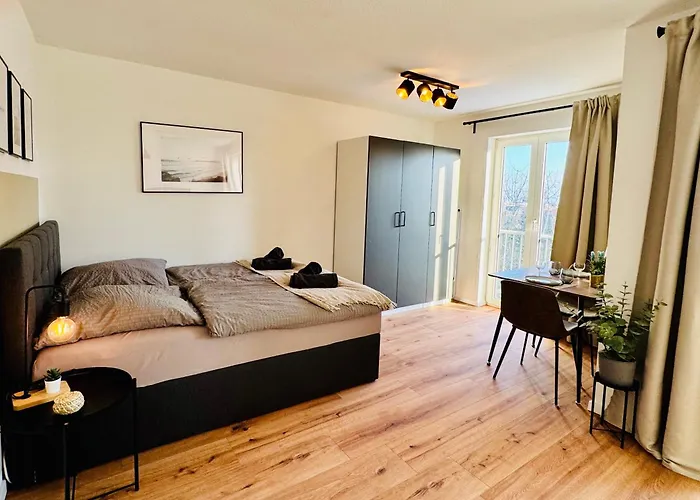 Apartment Helles, Modernes 1r Mit Balkon, Parking Und Streaming