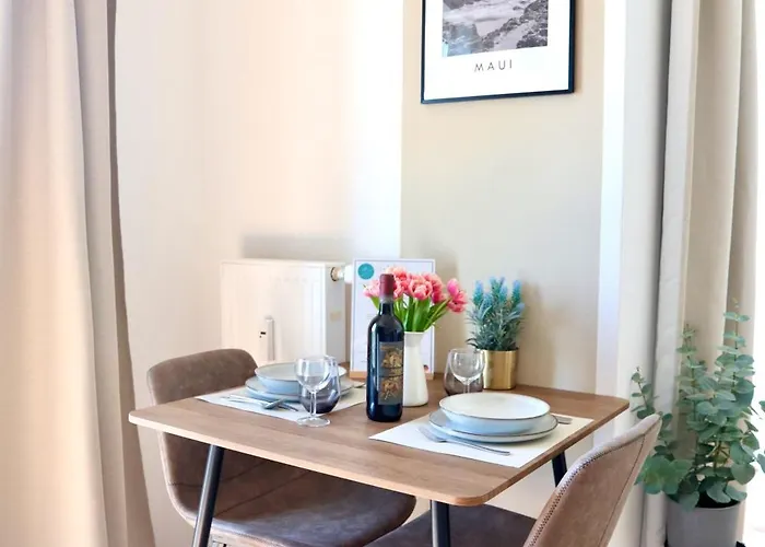 Helles, Modernes 1r Mit Balkon, Parking Und Streaming *